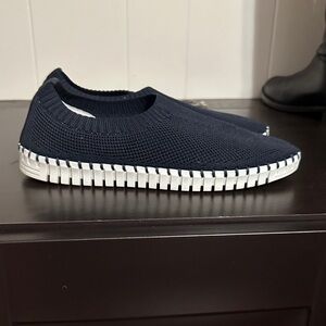 Eric Michael Navy Blue Athletic Shoes